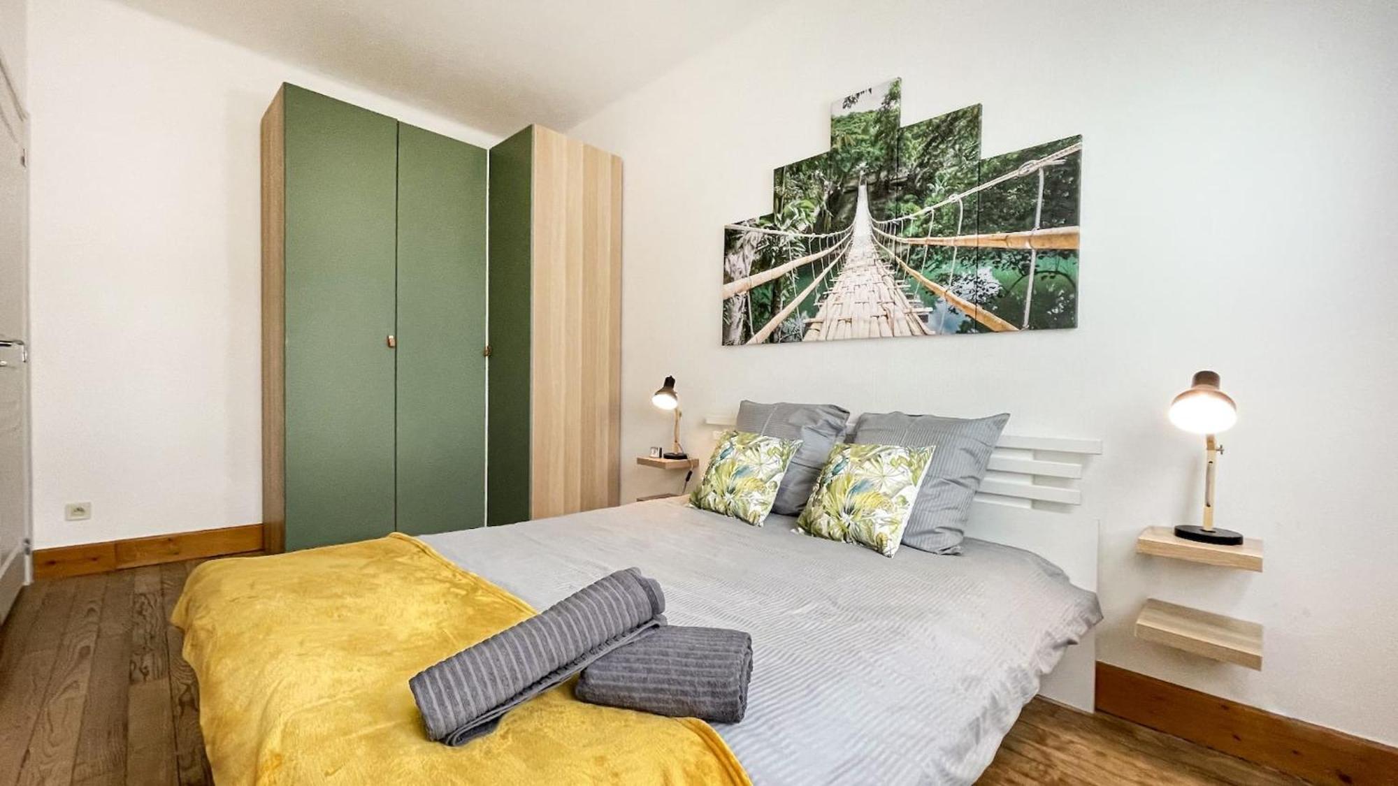 Homey Keola - Parking Prive Gratuit - Aux Portes De Geneve - Au Pied Du Tram - Appartement Avec 1 Chambre Et Un Grand Salon Avec Un Canape-Lit Ambilly Luaran gambar